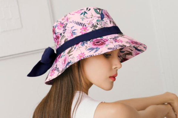 Get the perfect summer look with a stylish hat from NaRaYa