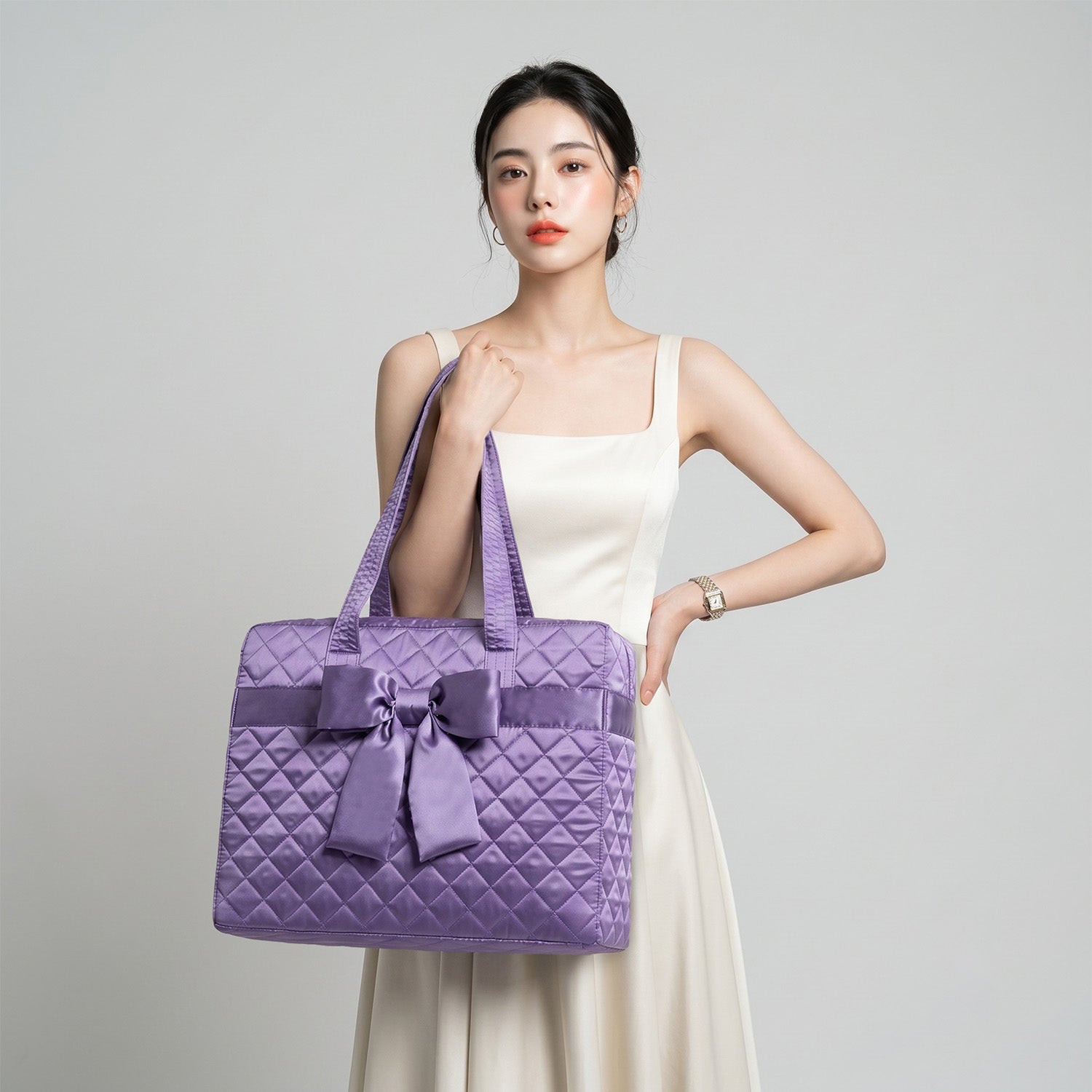 กระเป๋าเดินทาง Satin