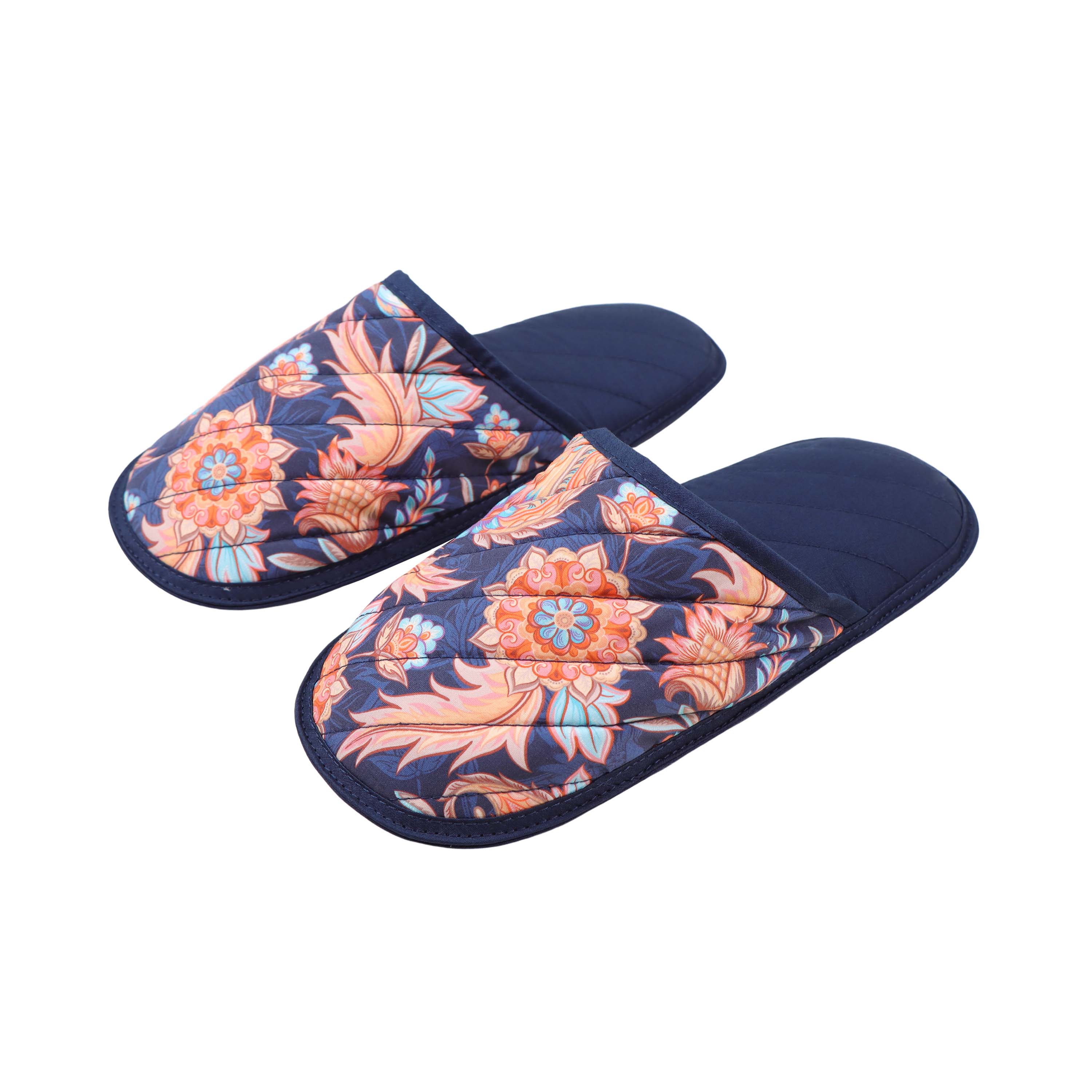 NaRaYa Slippers Size M - NaRaYa