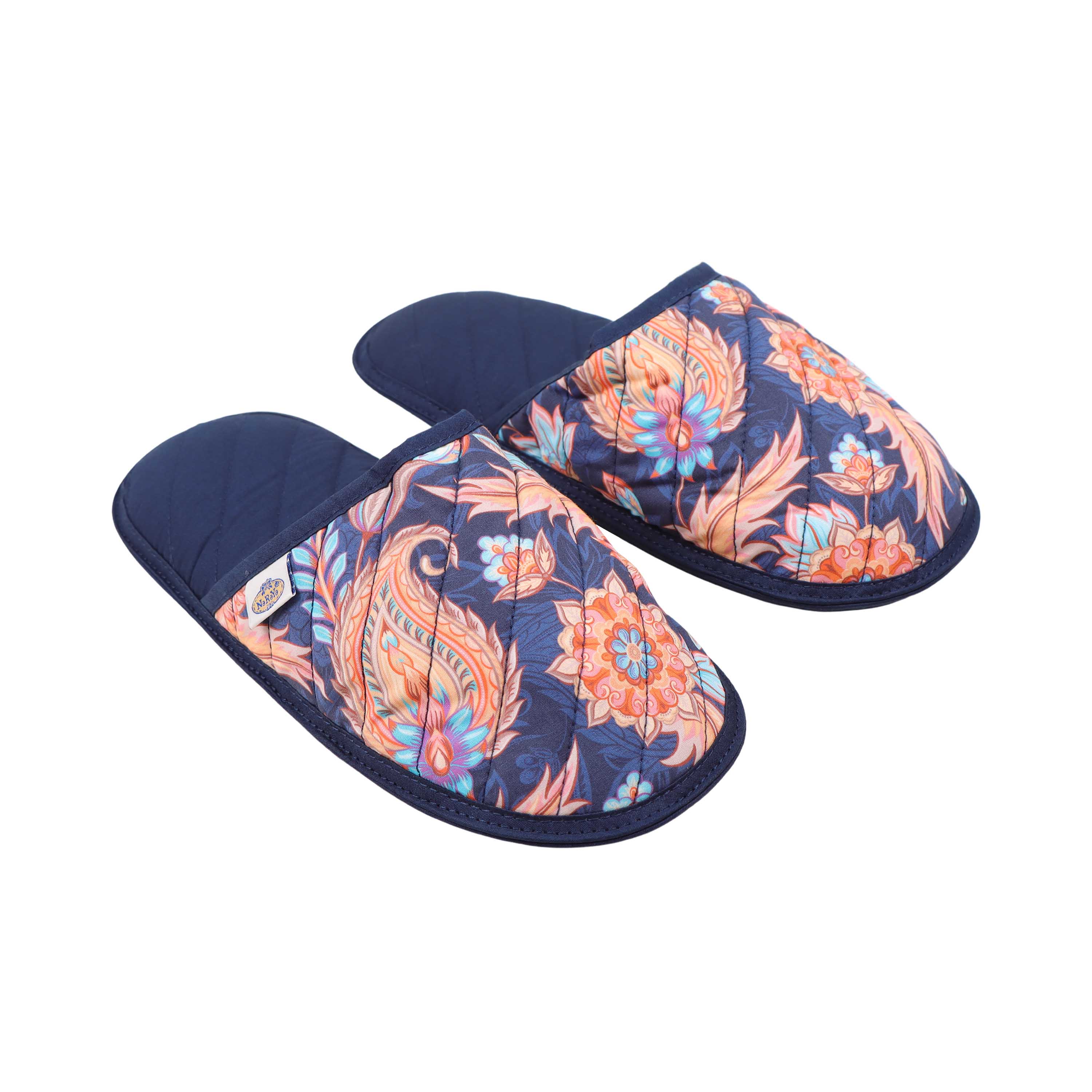 NaRaYa Slippers Size M - NaRaYa