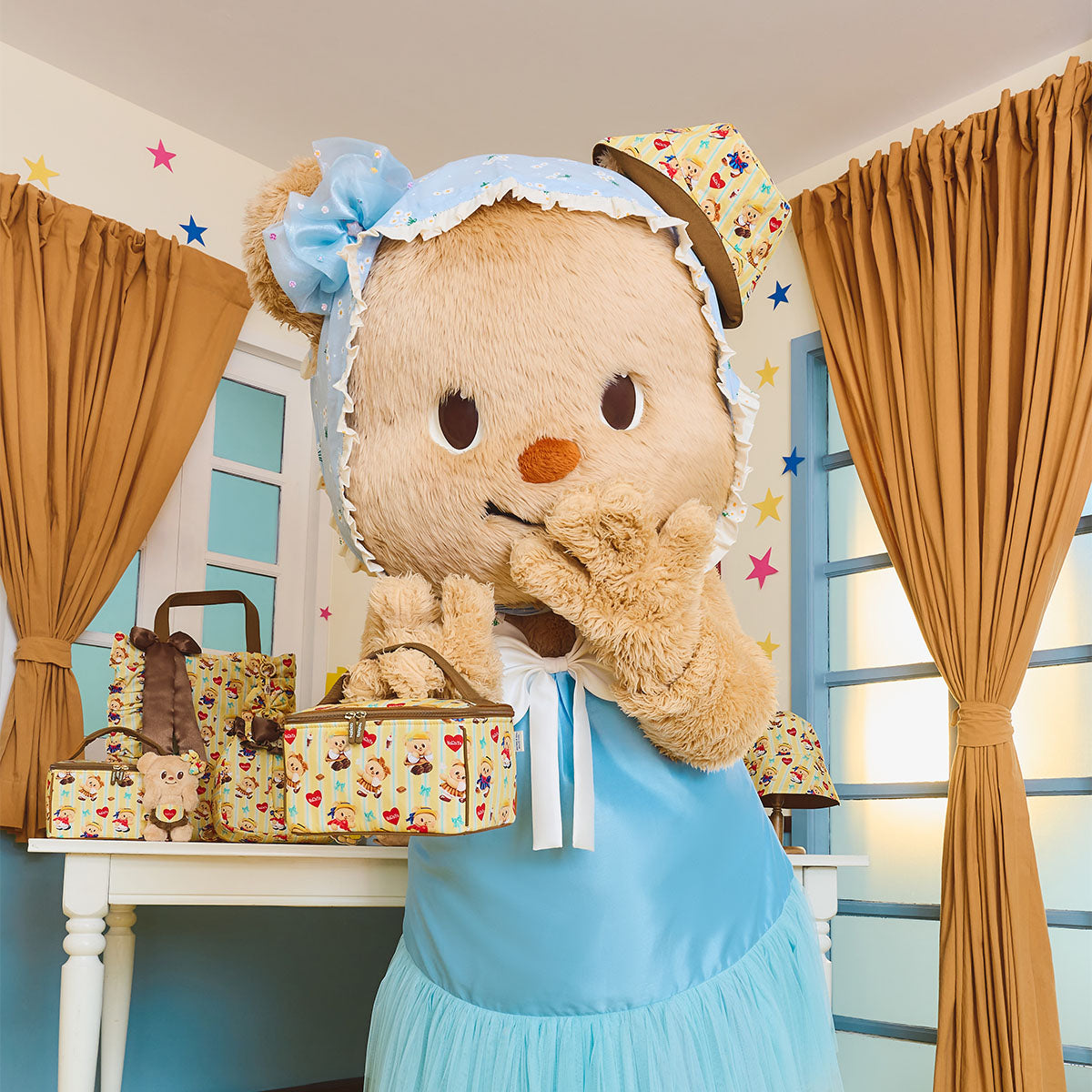 NaRaYa x Butterbear กระเป๋าเครื่องสำอาง