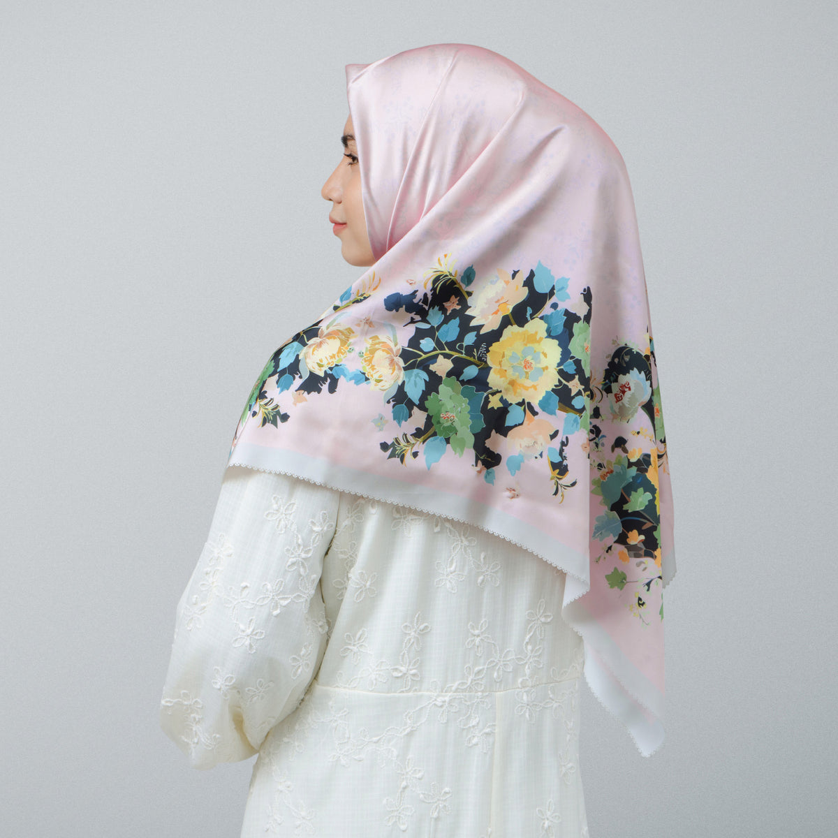 Feather Light Hijab