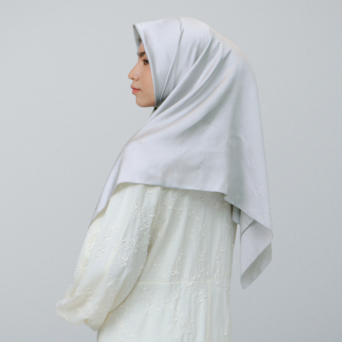 Feather Light Hijab