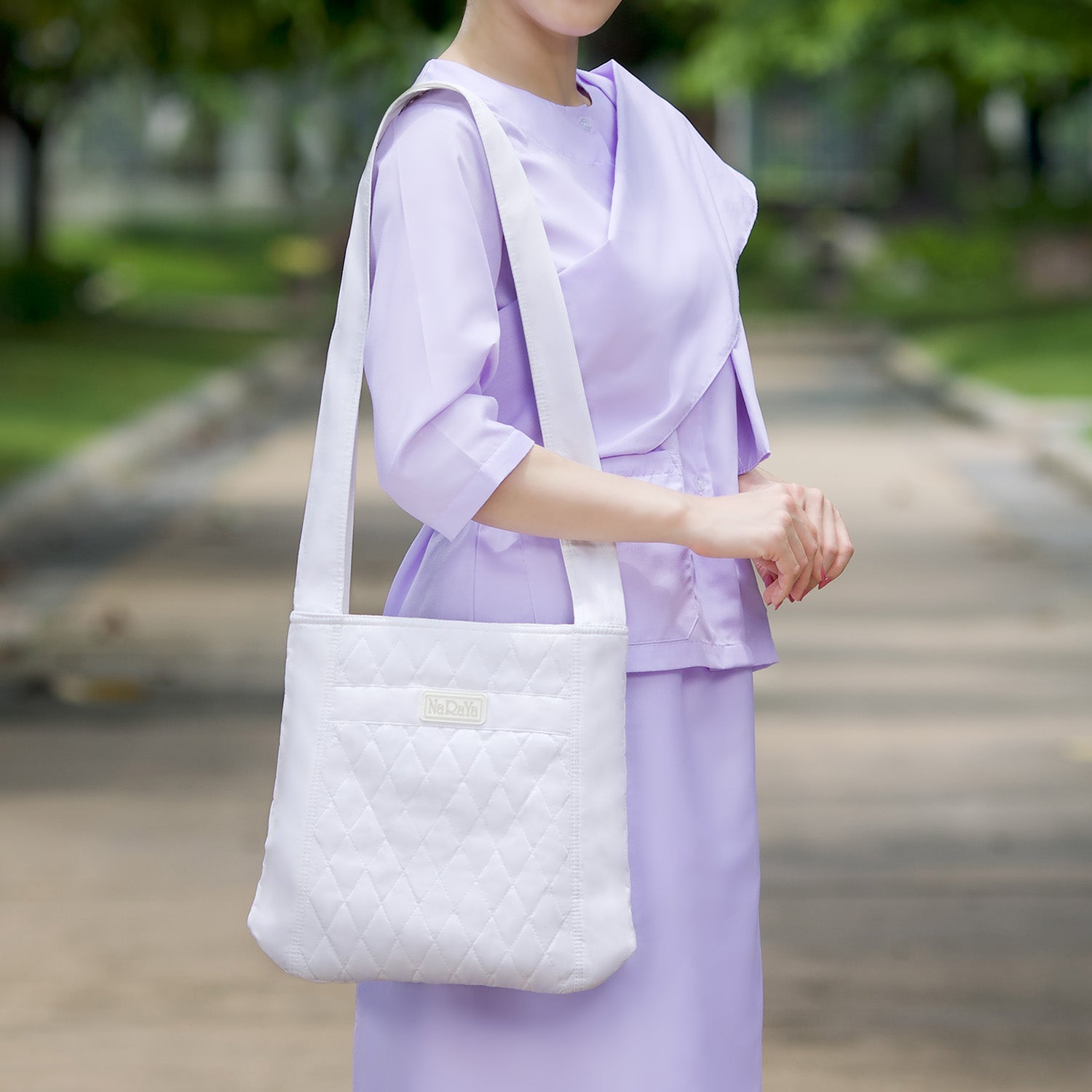 กระเป๋าสะพายข้าง Satu