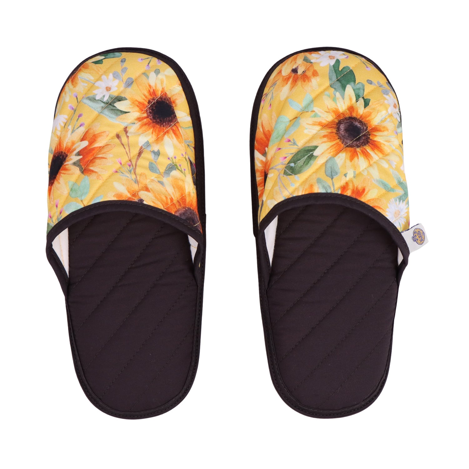 NaRaYa Slippers Size M