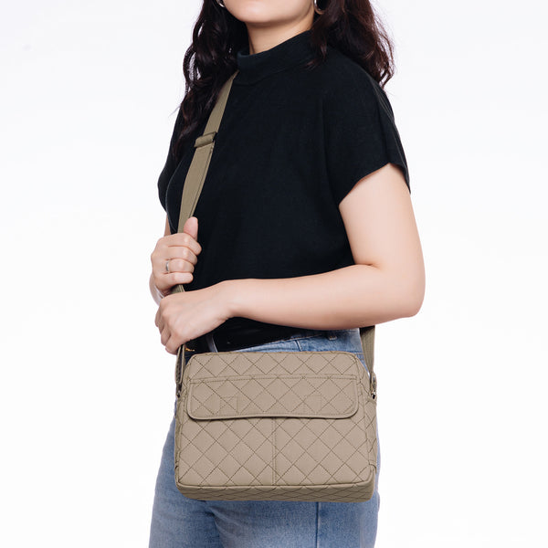 NaRaYa Be Simple Water Repellent Shoulder Bag