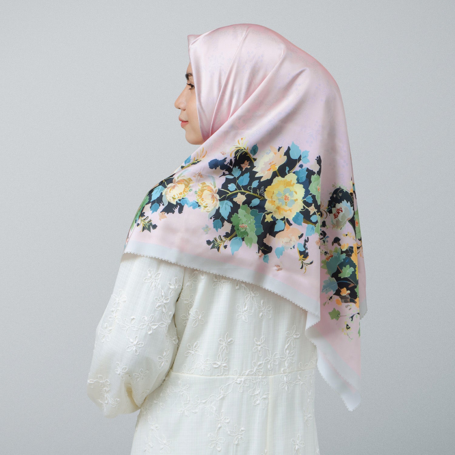 Feather Light Hijab
